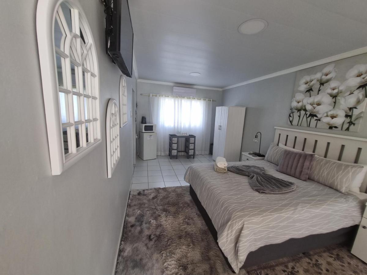 Sondela Bed & Breakfast Алиуол Норт Екстериор снимка